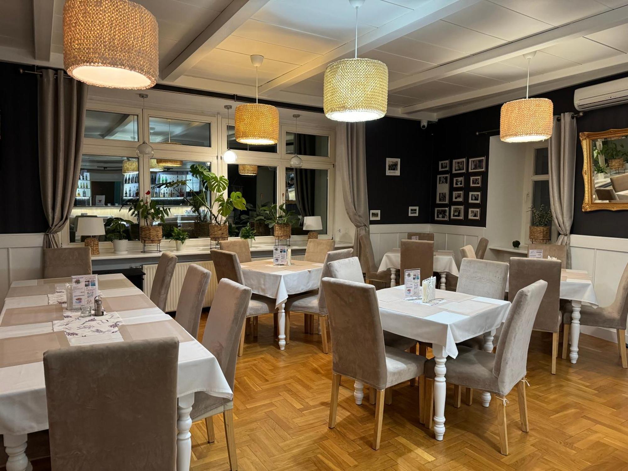 Hotel Sonata Душники-Здруй Екстер'єр фото